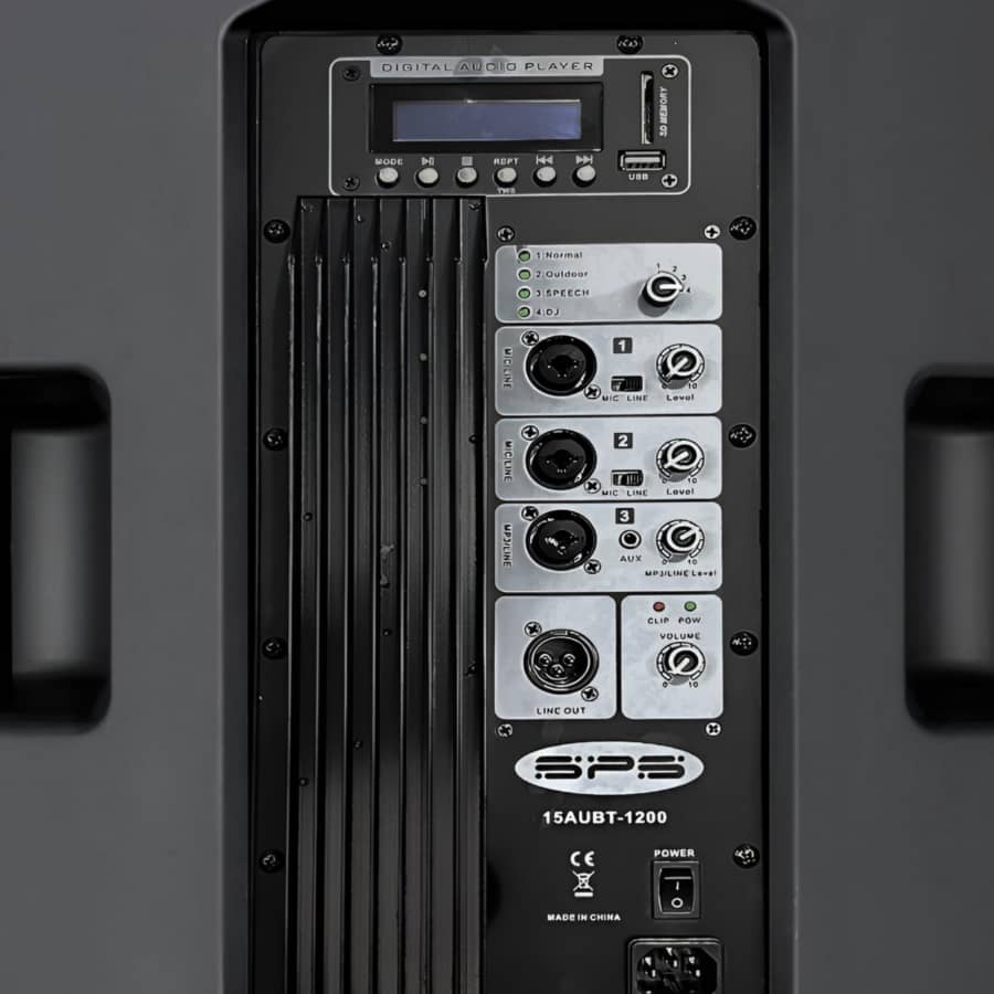SPS 15AUBT-1200 Corneta Amplificada 15"  2 Vías 1200W MAX. 300W RMS. Con BLUETOOTH