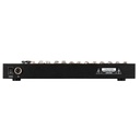 YAMAHA CHINA CONSOLA 7 CANALES (5 EN XLR / PLUG) CON USB Y PHAPTOM